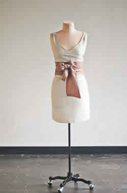 apron with sash